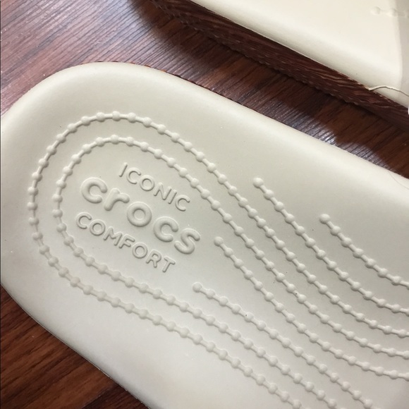 SZA x CROCS CLASSIC SLIDE - Picture 7 of 15